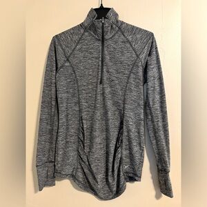 Old Navy Maternity, gray long sleeve active wear, size small!